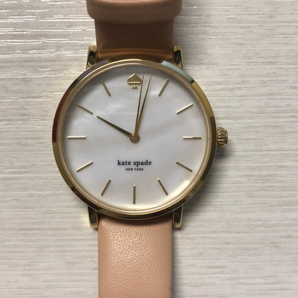 Never Worn Kate Spade MOP Cream/Gold Watch w/box
